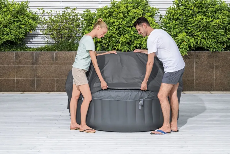 Bestway Lay-Z Spa Isolerende Beschermhoes - Ø 170 Cm 7 Bestway Lay-Z Spa Isolerende Beschermhoes - Ø 170 Cm - Afbeelding 5