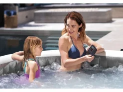 Intex Pure Spa Greywood Deluxe Opblaasbare Spa - 6 Persoons -KOKID Spa Winkel 28442 inuse2 2020 300